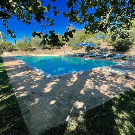 Todi By The Poolexc Poolwalk To Todi 5 Kmsrestaurant 05 Kms Sleeps