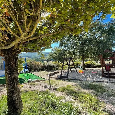 Todi By The Poolexc Poolwalk To Todi 5 Kmsrestaurant 05 Kms Sleeps Hotel 4*